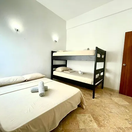 Hermoso Con Balcon Y Vista Al Mar. * Cartagena